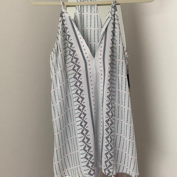 Top - Picture 4 of 4